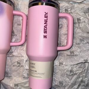 Stanley 40oz Flip Straw Pink Travel Mug